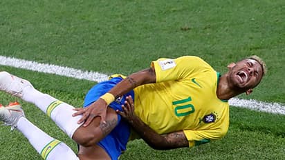 മത്തേവൂസും പറയുന്നു; നെയ്മര് അഭിനയം നിര്ത്തണം