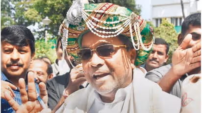 Why does Karnataka CM repeat Tipu's 300-year-old 'salaam' in a temple?