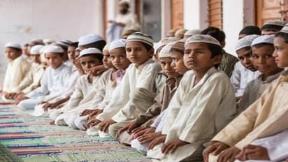 রাজ্যের প্রতিটি মাদ্রাসায় গাইতে হবে জাতীয় সঙ্গীত, কড়া নিয়ম জারি মুখ্যমন্ত্রীর