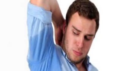 வெயில் காலத்தில் ஏற்படும் சரும பாதிப்பில் இருந்து எப்படி தப்பிக்கலாம்; இதை வாசிச்சு தெரிஞ்சுக்குங்க…