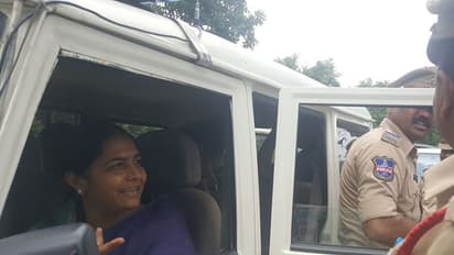 తెలంగాణ సునీతమ్మను ఫారెస్టులో అరెస్టు చేశారు