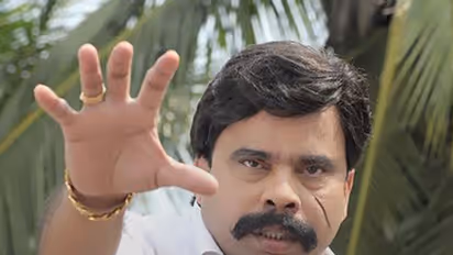 Tamil actor Srinivasan held for cheating