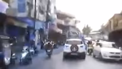 ആംബുലന്സിന്റെ വഴിതടഞ്ഞ വാഹന ഉടമയുടെ ലൈസന്സ് റദ്ദാക്കി