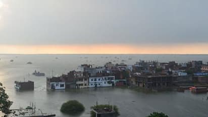 Krishna, Bheema, Doni rivers in spate, 5 bridges submerged, flood alert as Maharashtra releases 90,000 cuse