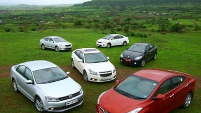 బుల్లి సెడాన్లంటే మనోళ్లకు మోజు మరి!!