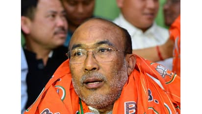 ৩ বিধায়কের পদত্যাগ, সমর্থন তুলল সঙ্গীরা, 'রিভার্স অপারেশন কমল'-এ টলমল করছে বিজেপি সরকার