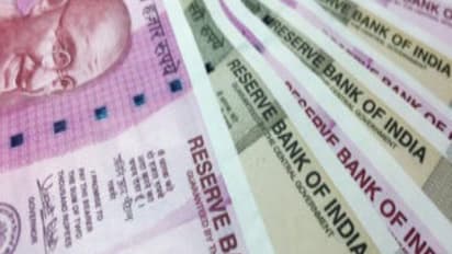 பணப்பட்டுவாடா தெரியும்! அது என்ன நகை பட்டுவாடா! சீட்டு கொடுத்தால் மீட்டு கொடுக்கும் புது ட்ரிக்!