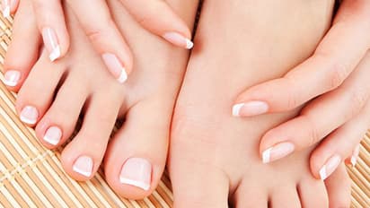 മനോഹരമായ പാദങ്ങള്ക്ക് നാരങ്ങ