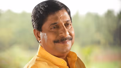 ശ്രീനിവാസന്റെ ആരോഗ്യനിലയില് പുരോഗതി; 24 മണിക്കൂര് നിരീക്ഷണത്തില്