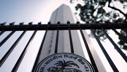 Information panel issues showcause notice to RBI for non-disclosure of wilful defaulters’ list