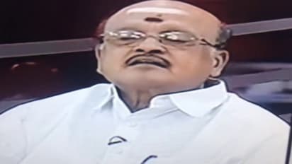 "ஜெயலலிதாவால் தான் சசிகலா சிறைக்கு சென்றார்" - போட்டுத் தாக்கும் அதிமுக நிர்வாகி…