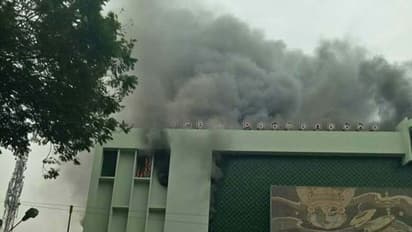 തിരുവനന്തപുരം ശ്രീപത്മനാഭ തീയേറ്ററില് അഗ്നിബാധ