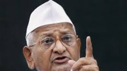 பா.ஜனதாவுக்கு ரூ.8 ஆயிரம் கோடி எப்படி கிடைத்தது? அன்னா ஹசாரே கேள்வி