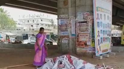 Tumakur : ಫ್ಲೆಕ್ಸ್ಗಳ ಆರ್ಭಟಕ್ಕೆ ಕಡಿವಾಣ ಹಾಕಲು ಪಪಂ ನಿರ್ಣಯ