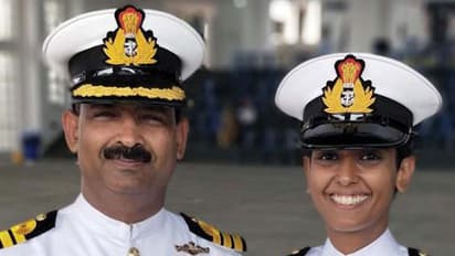 ഇന്ത്യന് നേവിയുടെ വിമാനം ഇനി ശുഭാംഗിയുടെ കൈകളില്; നേവിക്ക് ആദ്യ വനിതാ പൈലറ്റ്