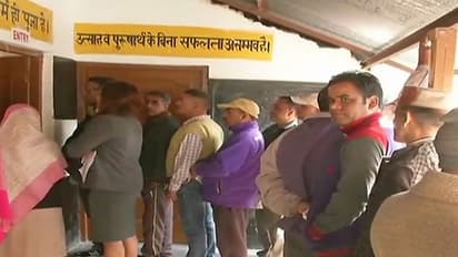 ಹಿಮಾಚಲ ಪ್ರದೇಶದಲ್ಲಿ ಮತಧಾನ ಆರಂಭ; ಮತ್ತೊಮ್ಮೆ ಅದೃಷ್ಟ ಪರೀಕ್ಷೆಗೆ ಮುಂದಾದ 85 ವರ್ಷದ ಸಿಎಂ