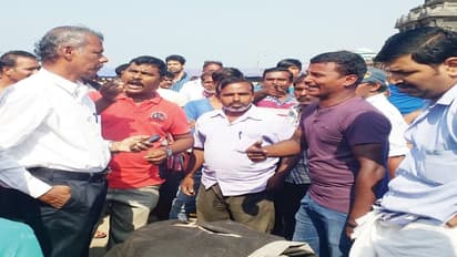 பறிமுதல் செய்த பொருட்களை திரும்ப ஒப்படைக்காவிட்டால் தற்கொலை செய்வோம்! – வியாபாரிகள் எச்சரிக்கை…