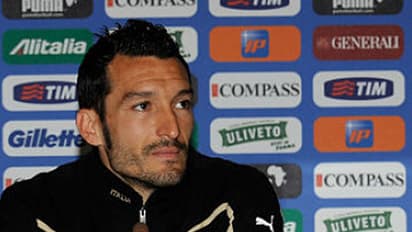 Manchester United star Zlatan Ibrahimovic to play in India?