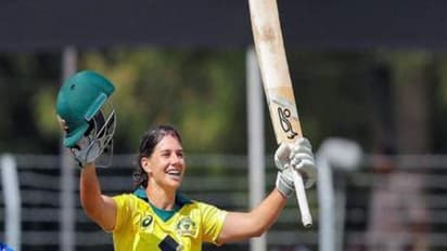 மகளிர் கிரிக்கெட்: ஆஸ்திரேலியாவுக்கு பரிதாபமாக தோற்றது இந்தியா; அதுவும் 8 விக்கெட்டுகள் வித்தியாசத்தில்...