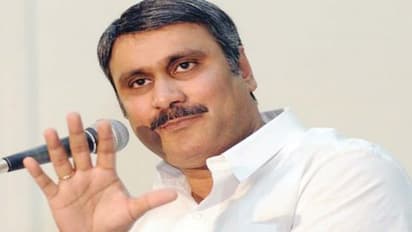 "இனியும் வேண்டுமா இந்த பினாமி ஆட்சி...?" - கொந்தளிக்கும் அன்புமணி!!