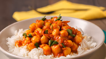 There are many benefits of eating chickpeas. Here are just a few