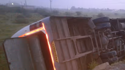 11 Hyderabad DPS school students escape unhurt after bus topples