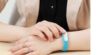 ഗര്ഭിണിയാകാന് അനുയോജ്യമായ സമയം പറയും ഈ സ്മാര്ട്ട് വള