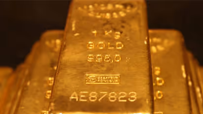 ಬಂಗಾರದ ಬೆಲೆಯಲ್ಲಿ ಭರ್ಜರಿ ಇಳಿಕೆ : ಕೊಳ್ಳೋರಿಗೆ ಗುಡ್ ನ್ಯೂಸ್