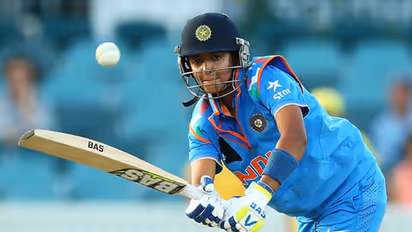 आईसीसी ने हरमनप्रीत कौर को साल की महिला टी20 टीम की कप्तान चुना