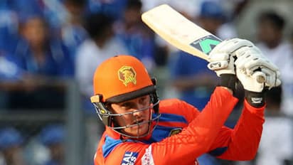 জোর ধাক্কা হার্দিকের দল গুজরাট টাইটানসের, আইপিএলে না খেলার সিদ্ধান্ত জেসন রয়ের