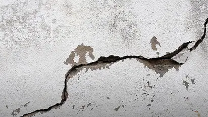 Tsunami alert issued at  New Calcedonia after magnitude-7.5 earthquake hits Ring of Fire