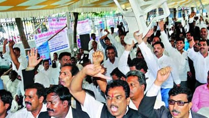 (వీడియో) హైదరాబాద్ ధర్నా చౌక్ మూసేస్తారా...