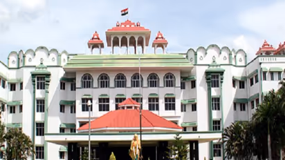 தொடரும் போலீஸ் அராஜகம்.. டிஎஸ்பி அறிக்கை தாக்கல் செய்ய உயர்நீதிமன்றம் உத்தரவு.!ஜமுனாவுக்கு நீதி கிடைக்குமா.?!