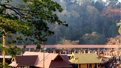 ಶಬರಿಮಲೆ ಅಯ್ಯಪ್ಪ ದರ್ಶನಕ್ಕೆ 30 ಸ್ತ್ರೀಯರು ಸಜ್ಜು: ದಿನಾಂಕವೂ ಫಿಕ್ಸ್!