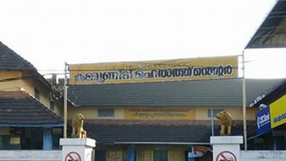 സാധാരണക്കാരന്റെ സര്ക്കാര് ആശുപത്രിയില് ചികിത്സിക്കാന് ഡോക്ടറില്ല