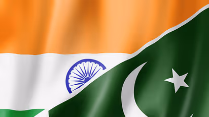 Pakistan to shut all illegal Indian channels from Oct 16