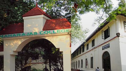 പ്രിന്സിപ്പളിന്റെ കസേര കത്തിച്ച സംഭവം: എസ്എഫ്ഐ പ്രവര്ത്തകര് അറസ്റ്റില്