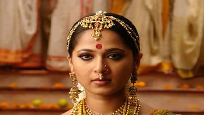 ಅರುಂಧತಿ ಮೂವಿಗೆ ಫಸ್ಟ್ ಚಾಯ್ಸ್ ಅನುಷ್ಕಾ ಶೆಟ್ಟಿ ಅಲ್ಲ.. ಗೋಲ್ಡನ್ ಚಾನ್ಸ್ ಮಿಸ್ ಮಾಡ್ಕೊಂಡ ಕಿಚ್ಚನ ಹೀರೋಯಿನ್!