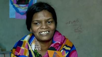 ഇത്തിരി സഹായങ്ങള് മതി പ്ലാസ്റ്റിക് കസേരയില് നിരങ്ങിജീവിക്കുന്ന ഈ അമ്മയുടെ ജീവിതം മാറാന്!