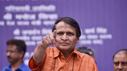 Suresh Prabhu's 'swadeshi' message to chief ministers: Procure local goods for manufacturing