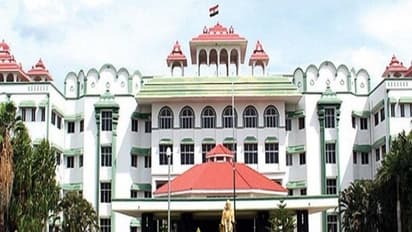 கீழடி ஆய்வு: மத்திய தொல்லியல் துறைக்கு உயர்நீதிமன்ற மதுரை கிளை உத்தரவு