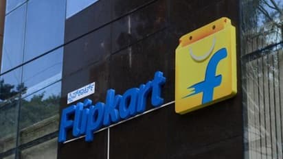 "2 BHK" பிளாட்டில் ஆரம்பித்த பிளிப்கார்ட் "8 லட்சம் சதுர அடி" அலுவலகமாக மாறியது எப்படி..? பொறுமையா கேளுங்க...ஆச்சர்யப்படுவீங்க..!