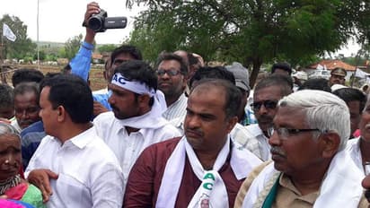 ఇండ్లు లేవు, బాత్రూములు కూడా లేవు సారూ