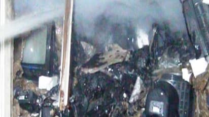 வெடித்து சிதறிய 1000 டிவிக்கள் - வேளாண் விற்பனை மைய குடோனில் பயங்கர தீ விபத்து!!