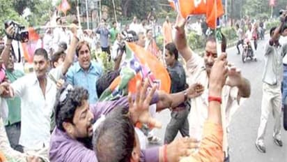 திருப்பதியில் அமித்ஷாவை அலறவிடட தெலுங்குதேசம் கட்சியினர் …. ஓட ஓட விரட்டி பாஜகவினருக்கு சரமாரி அடி!