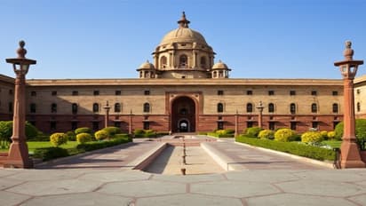 ಕೊರೋನಾ ಬಿಸಿ: ರಾಷ್ಟ್ರಪತಿ ಭವನದ 500 ಮಂದಿಗೆ ಕ್ವಾರಂಟೈನ್!