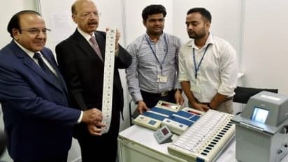 వారికి ఆంధ్ర, తెలంగాణల్లో రెండు చోట్ల ఓట్లు