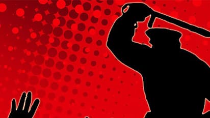 പൊലീസിന്റെ ക്രൂരമര്ദ്ദനം; 17കാരന് പരിക്കുകളോടെ ആശുപത്രിയില്