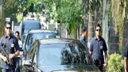 பிரதமரின் பாதுகாப்பு வாகனங்களை திசை திருப்பிய போலீசார் சஸ்பெண்ட்...!