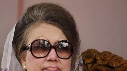 Khaleda Zia: অসুস্থ খালেদা জিয়া, চিকিৎসার জন্য বিদেশে নিয়ে যেতে চেয়ে হাসিনার কাছে আবেদন